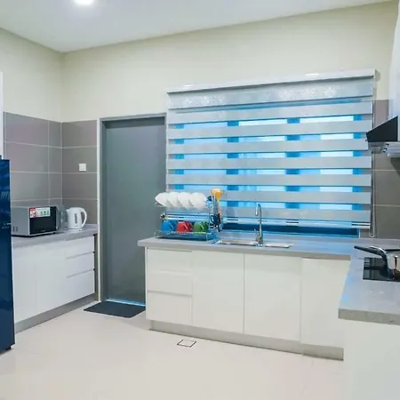 C Residence Labuan Exterior photo